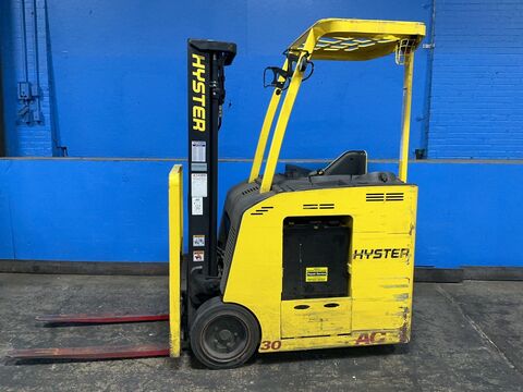 2850 lb. Hyster #E30HSD3-18, Electric Stand-Up Forklift, 4" x 42" Forks, 192.9" Lift Height, 24" Mast Height