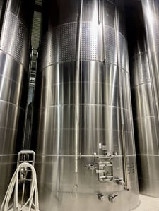 26,980 CSC, Holding Tank, 316 Stainless Steel, Single Top Band of Dimple Jacket