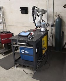 Vectis Cobot, mig welding cell, w/ Universal Robots UR10e, 6-Axis, 27.5 lb payload, 51.18" reach, Miller 352