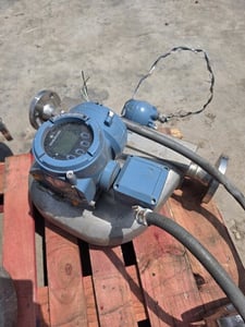 Micro Motion #F200S418C2BAEZ-ZZZ, Coriolis Mass Flow Meter, w/ 5700R12ABAAZZZ Transmitter