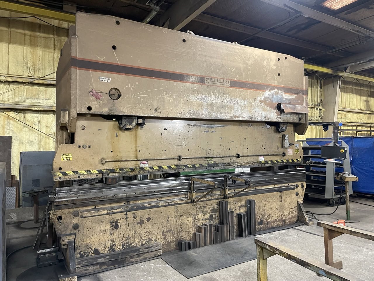 325 Ton, Standard #AB-325-16, CNC press brake, 16' overall, 16" open, 8" stroke, 10" throat, 30 HP, Automec