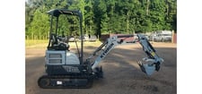 Kymron ZX22D, Mini Excavator, Yanmar diesel, zero-tail-swing, 135 hours, 2025