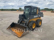 Deere & Co. 320E, Skid Steer Loader, 701 hours, S/N: 1T0320EBVFJ290148, 2015