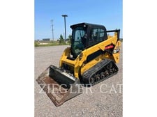 Caterpillar 257D, 3268 hours, S/N: EZW01474, 2015