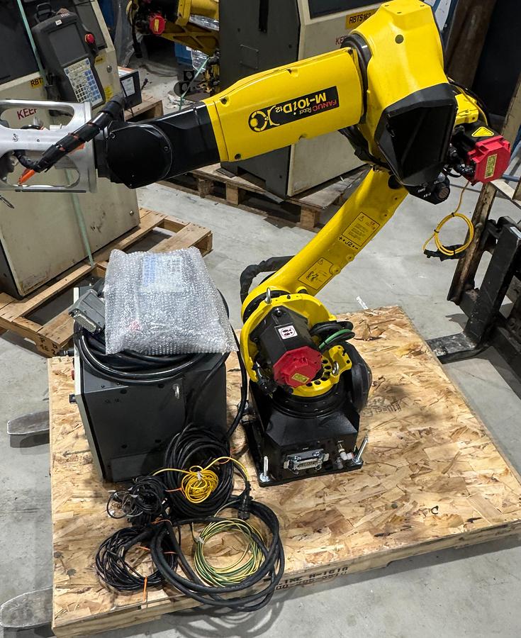 Fanuc M-10ID/12, 6-Axis Industrial Robot, 12 KG Payload, 1,441 MM Reach, R-30iB Plus Controller, 2022