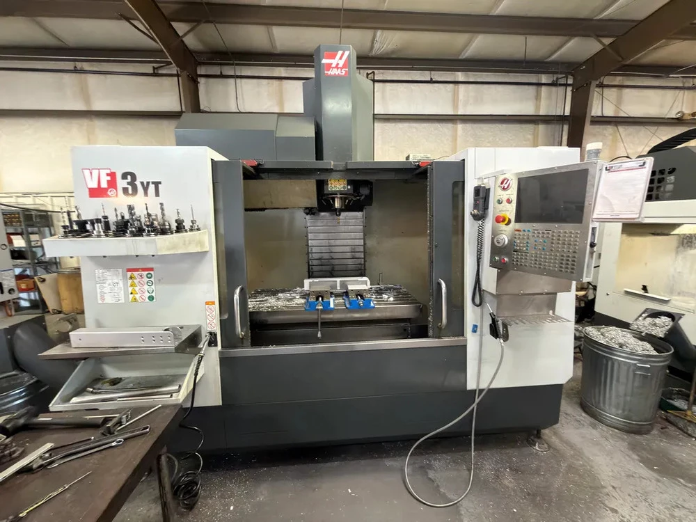 Haas #VF-3YT, vertical machining center, 40" X, 26" Y, 25" Z, 8,100 RPM, CAT 40, 30 HP, chip auger, 2018