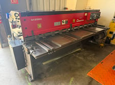 1/4" x 8' Amada #M-2560, mechanical power squaring shear, 7.5 HP, 60 SPM, programmable back gauge, squaring
