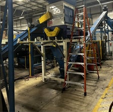 Shred-Tech #STQ-50E, 4 shaft shredder, 28" x 39" cutting chamber, 48 upper & lower knives, 2015