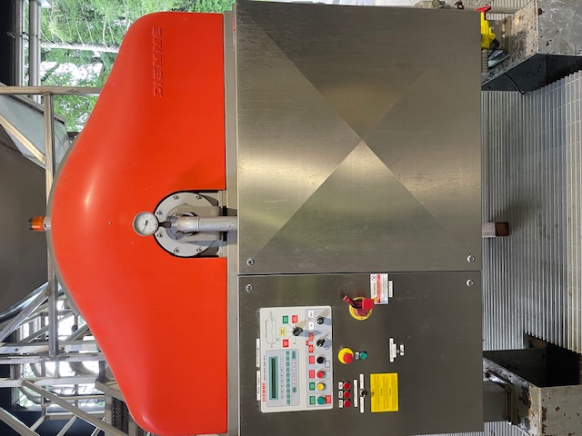 Diemme #AR-80-MS-C, Inflatable Pneumatic Bladder Press, top feed hopper, PLC control, 2002