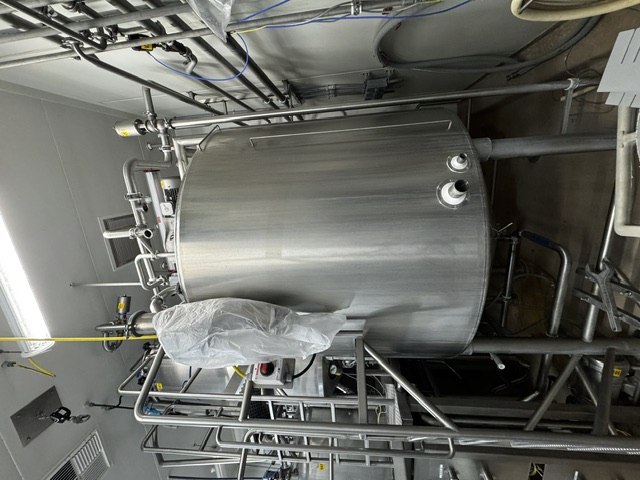 1000 gallon Qualtech #Tank-1000-USG, Jacketed Stainless Steel Process Tank, 70 psi water/15 psi steam jacket