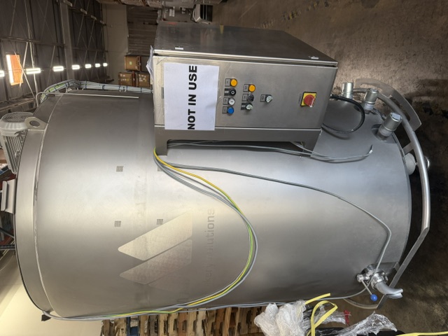 Aasted, Chocolate Melting Tank, Stainless Steel, 400 gallon, 2,000 kg chocolate capacity, warm water