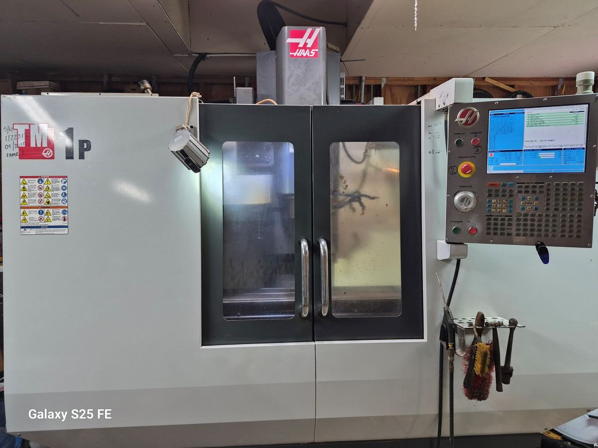 Haas #TM-1P, CNC vertical machining center, 30" X, 12" Y, 16" Z, 6000 RPM, 10 automatic tool changer, CT-40