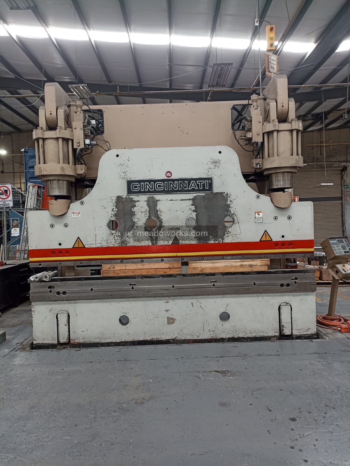 600 Ton, Cincinnati #600FMII, CNC Hydraulic Press Brake, 120" bending length, 12" stroke, Cincinnati control