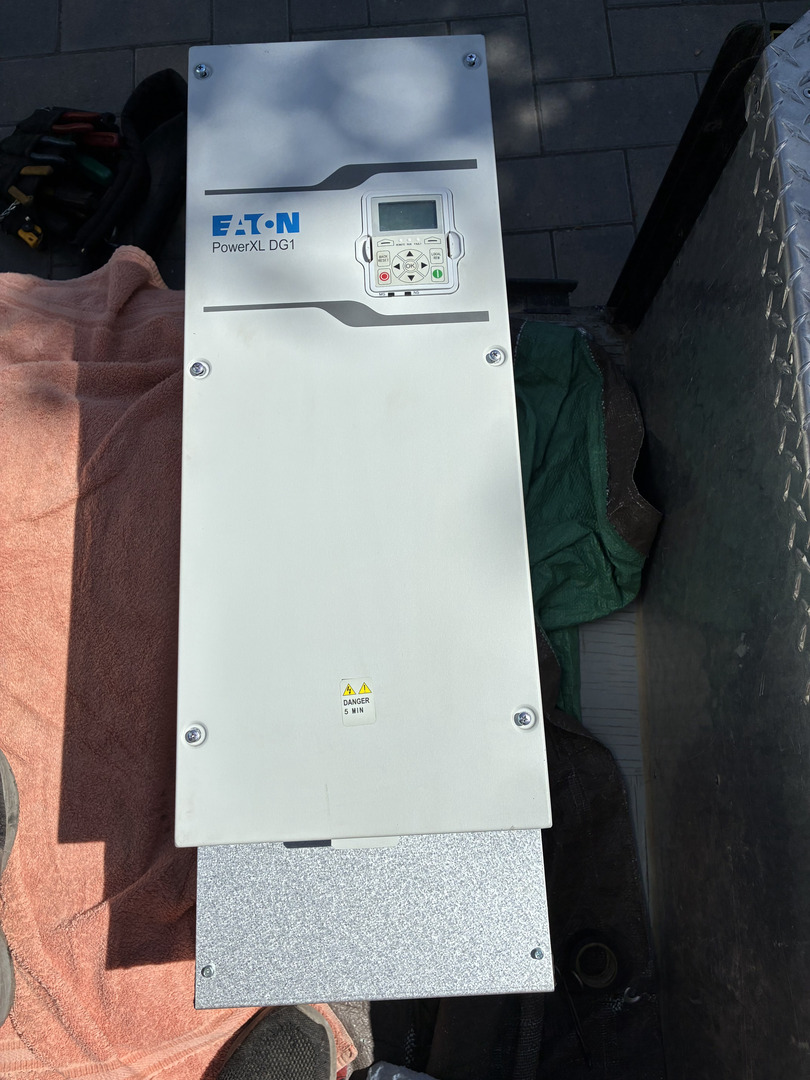 75/100 HP Eaton #DG1-35080FN-C21C, PowerXL Variable Frequency Drive, 525-600 Volts, 80/100 amps, Type 1