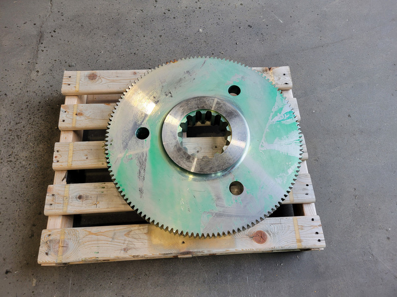 Caterpillar #445-3838, Door Control Gear, 132-tooth external spur, 14-tooth internal spline