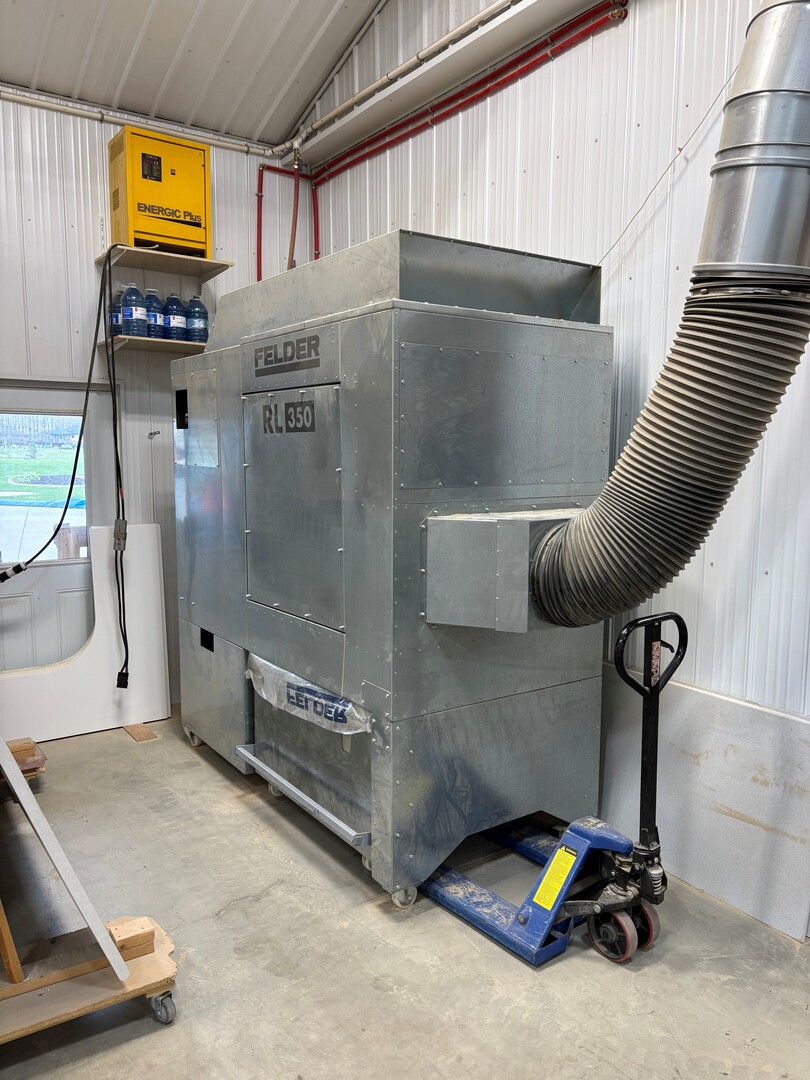 4708 cfm Felder #RL350, Clean Air Dust Collector, 14.8 HP, 764 sq.ft. filter area, 13-3/4" port, 230 Volts
