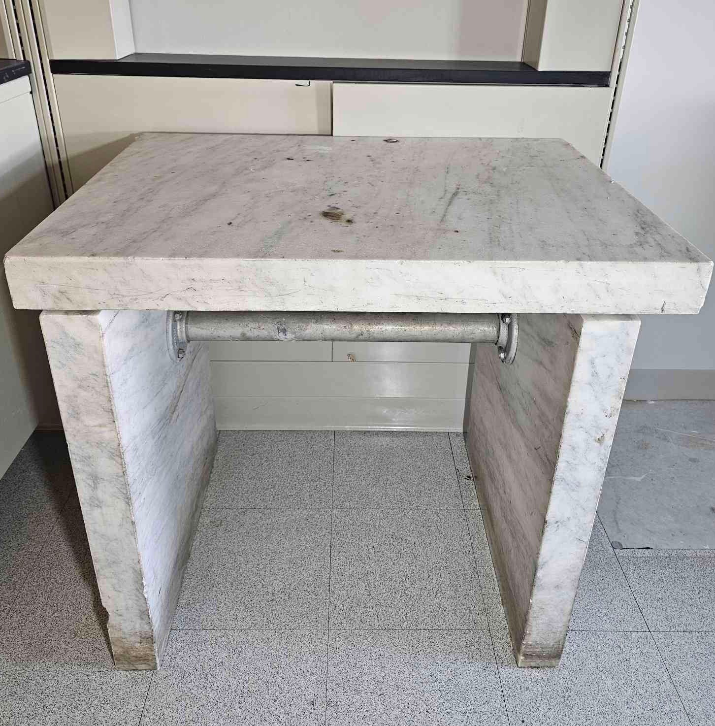 Heavy Duty White Marble Balance Table, Anti-Vibration Isolation