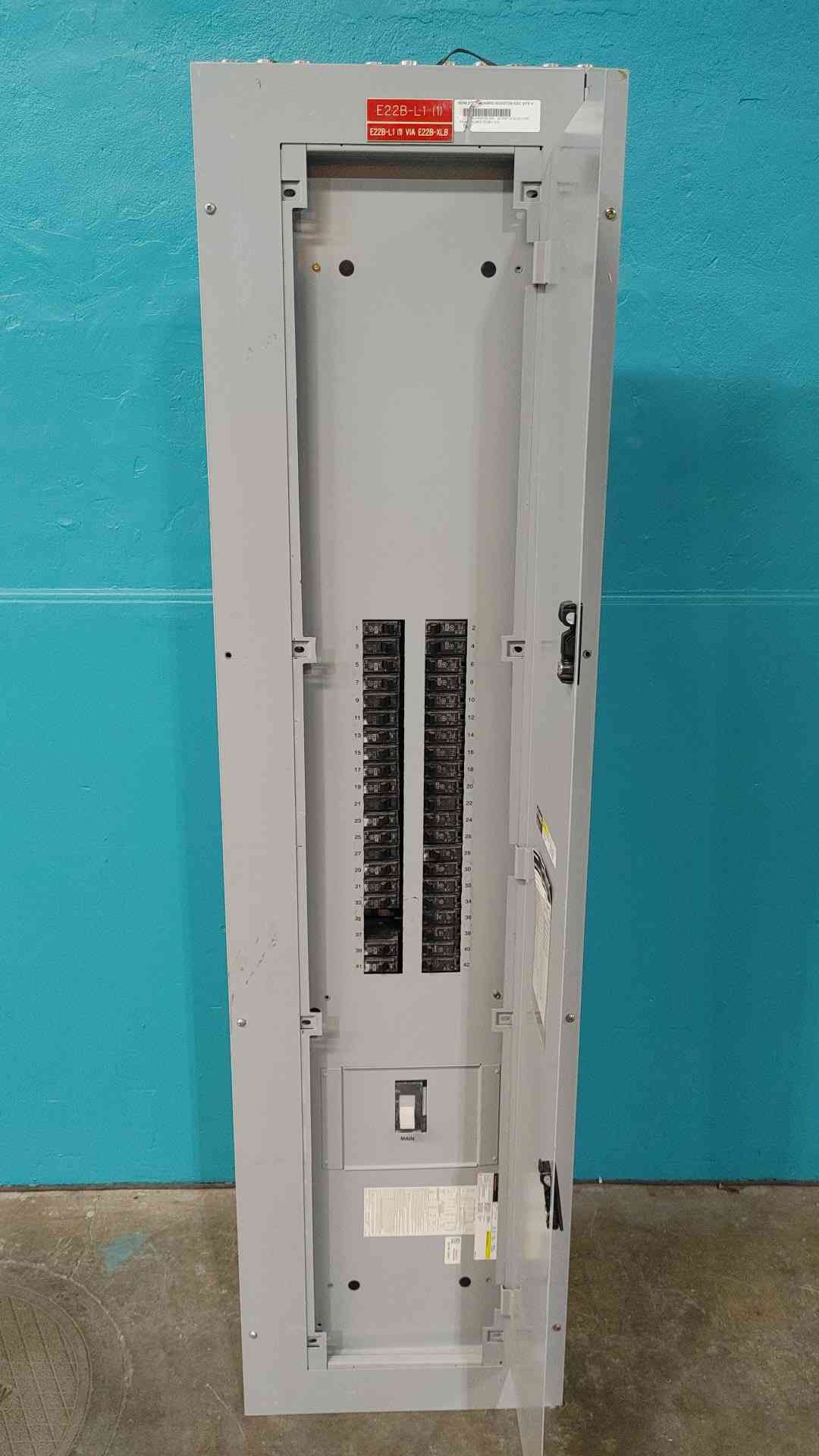 400 Amp. General Electric A-Series II Panelboard, 208Y/120 Volts, 3 Phase, 42 Circuit, Main, 40x 20A Single