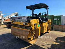 Caterpillar CB15, 3875 hours, S/N: M9400109, 2018