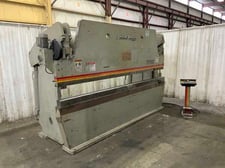 175 Ton, Accurpress #717512, hydraulic press brake, 12' overall, 124" between housing, 8" stroke, 20 HP, 1999