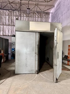 101" x 244" x 96" Powder-X, blast room