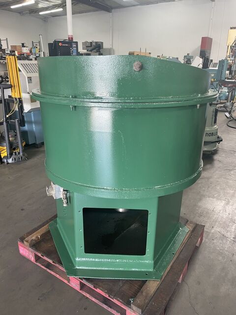 5 cu.ft. Wheelabrator #HB5U, Vibratory Finisher, 44" diameter bowl, 2 HP, 10" W x 14-3/8" D chamber