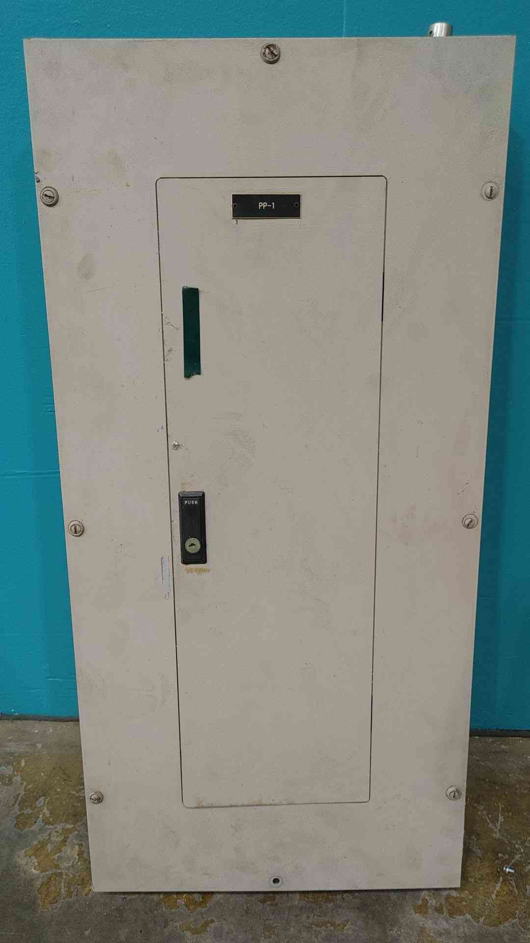 225 Amp. Cutler-Hammer, PRL1, Panelboard, 208Y/120 V, 3 Phase, 225A Main & BAB Breakers