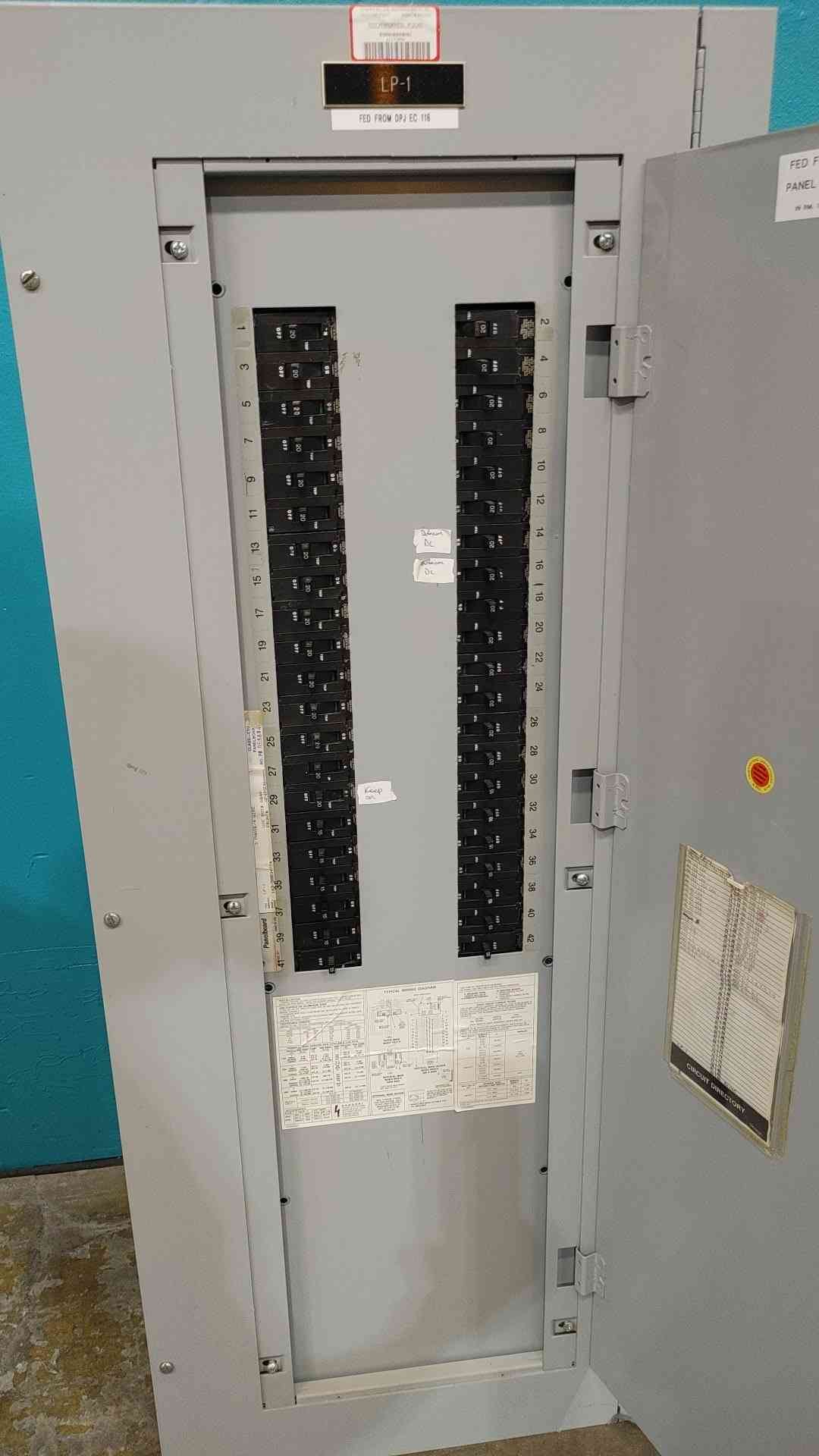 225 Amp. General Electric, A-Series Panelboard, 480Y/277 V, 3 Phase, 42 Circuit Enclosure w/ Breakers