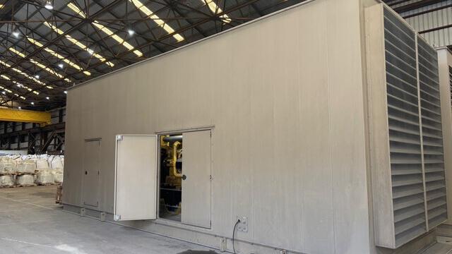 2000 KW Caterpillar #G3520H, Natural Gas Generator Set, 4160 Volts, 1500 RPM, 8.5" stroke, 6.7" bore, EMCP