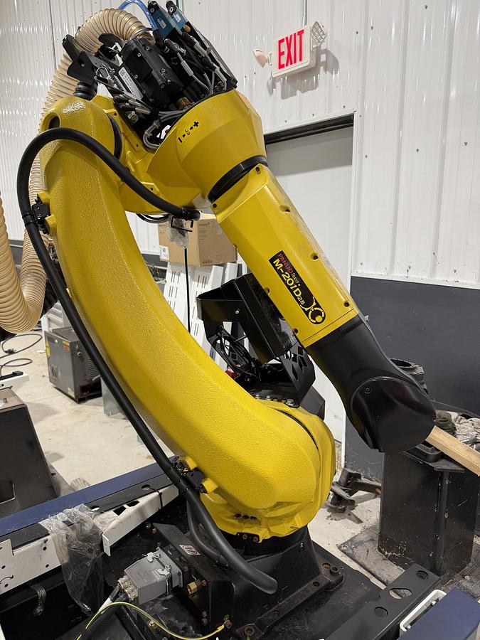 Fanuc, M-20iD/25, 6-Axis Articulated Robot, 25 Kg Payload, 1831 mm Reach, R-30iB Plus Controller, 2021 (2