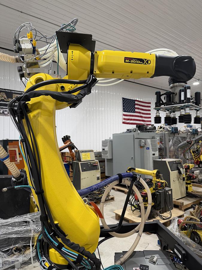 Fanuc, M-20iD/35, 6-Axis Articulated Robot, 35 Kg Payload, 1831 mm Reach, R-30iB Plus Controller, 2021