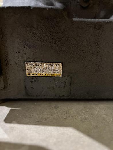 Fanuc, R-2000iA/165F, 6-Axis Articulated Robot, 165 Kg Payload, 2650 mm Reach, 2003