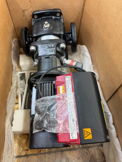 9.7 GPM @ 92' TDH, Grundfos #CR1-4-N-FGJ-A-E-HQQE, Vertical Multistage Centrifugal Pump, 0.5 HP, 3443 RPM