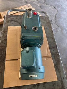 12.7 CFM, Tokuda #DRP-360II, Oil Sealed Rotary Vacuum Pump, 0.067 Pa Ultimate, 0.75 kW, 3 Ph.
