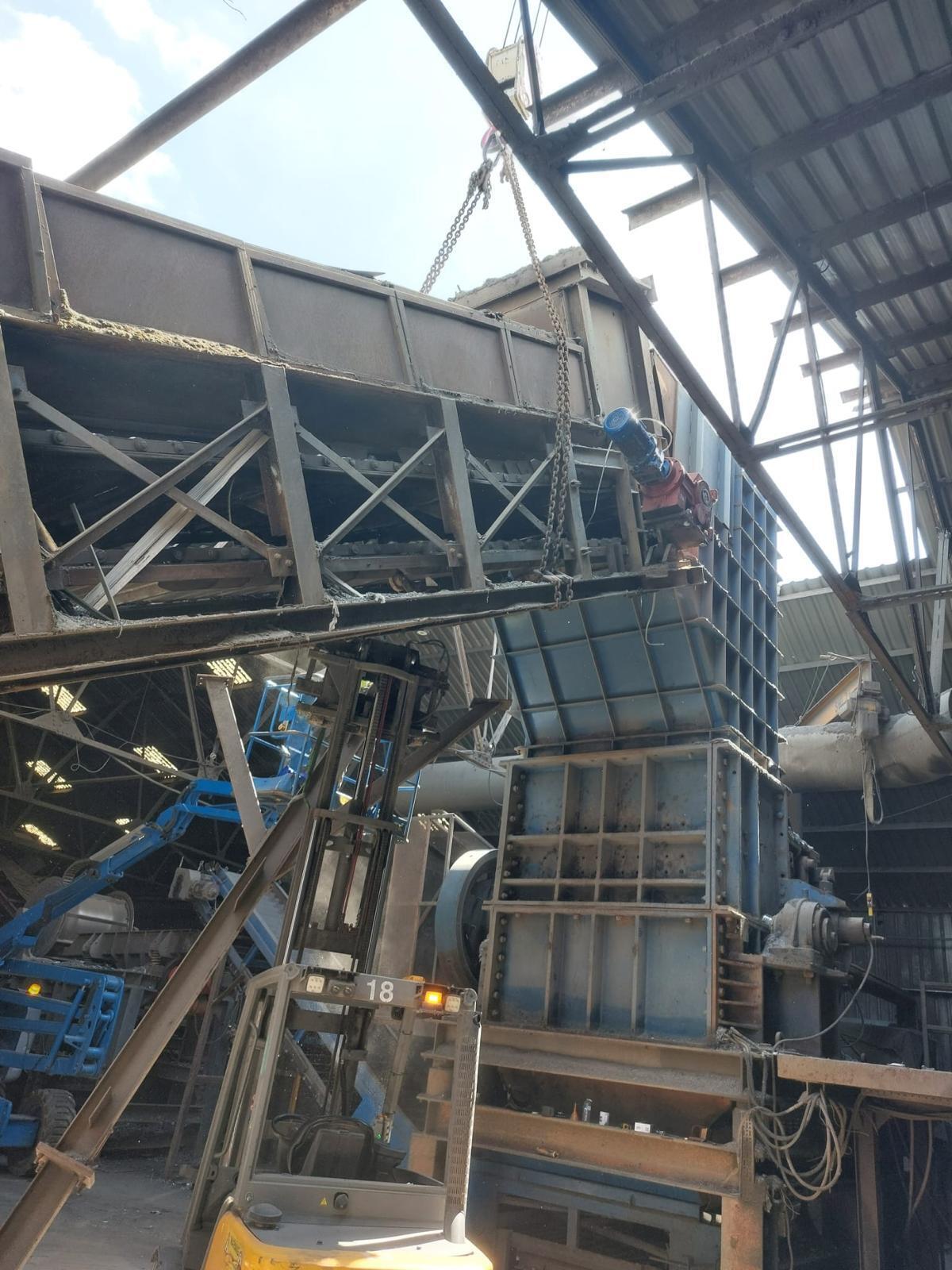 BJD #60/90, swing hammermill shredding system, 500 HP, 10 TPH, 2019