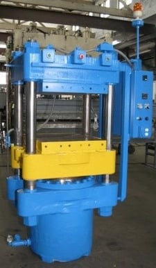 318 Ton, up-acting, 24" x24", 18" Ram, 16" stroke, electric platens, 23.5" daylight, Relay controls, #2510