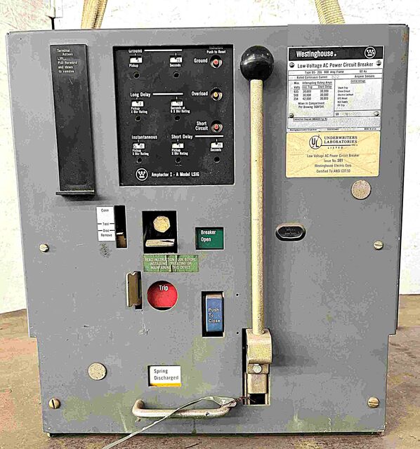 600 Amps, Westinghouse #DS206, air circuit breaker (4 availab