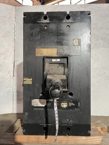 2500 Amps, Westinghouse #PC32500F, molded insulated case circuit breaker, 600 Volts (3 available)