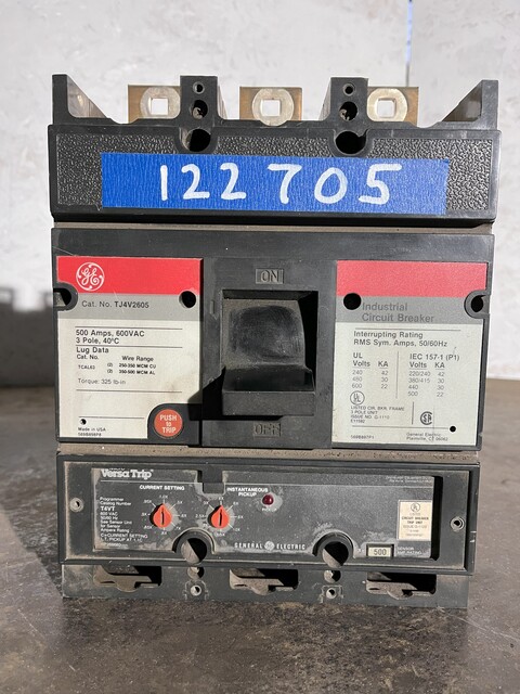 500 Amps, General Electric #TJ42605, molded insulated case circuit breaker, 600 Volts