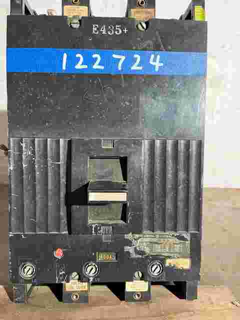 800 Amps, General Electric #TKM836F000, molded insulated case circuit breaker, 600 Volts