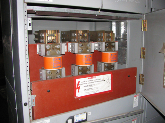 4000 Amp. Pringle #QA4036, bolted pressure, 600 Volts (2 available)