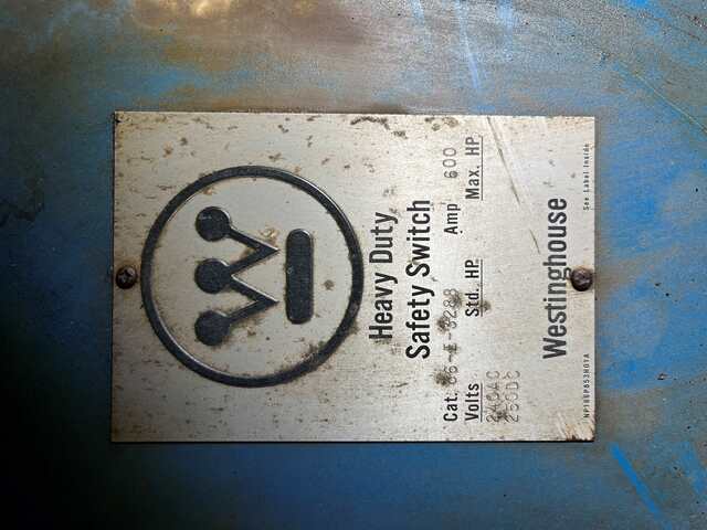 600 Amp. Westinghouse #66-E-3288, non-fused DC safety switch, 2-pole, 240 Volts