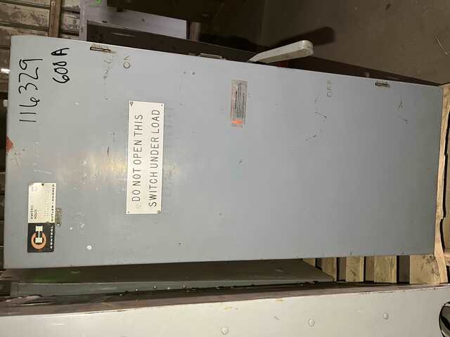 600 Amp. Cutler-Hammer #4105H206H, fused DC safety switch, 2-pole, 240 Volts AC, 250 Volts DC