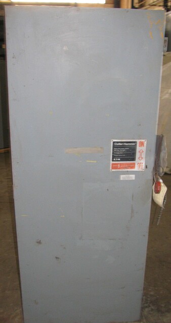 800 Amp. Cutler-Hammer #DH327FGK, fused AC safety switch, 3-pole, 250 Volts