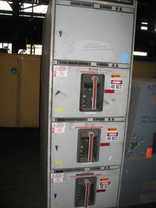 1600 Amps, General Electric, indoor switchgear unit, 460 Volts, manually operated, (2) 1600 Amp #AKR9D-50