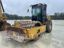 Caterpillar CP56B, Vibratory Single Drum Pad, 2210 hours, S/N: P5600110, 2015