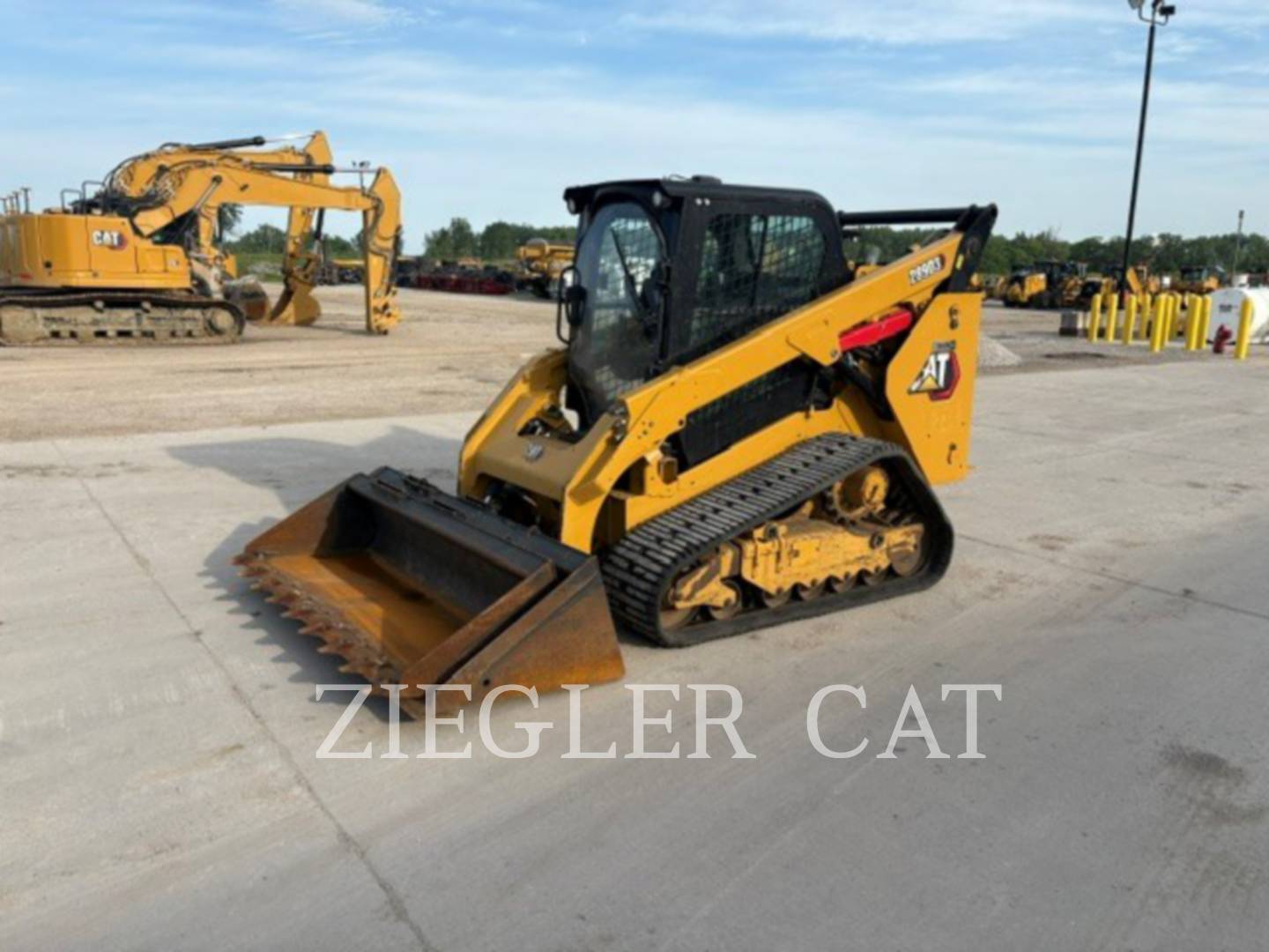 Caterpillar 289D3, 2161 hours, S/N: JX918117, 2024