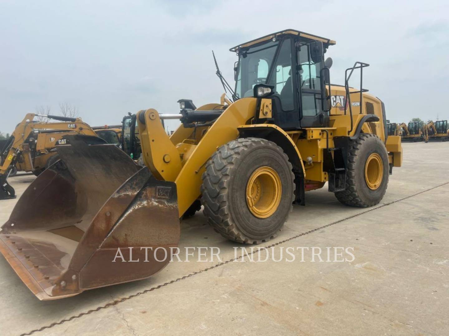 Cat 950M, Wheel Loader, 2276 hours, S/N: J1S04833, 2023