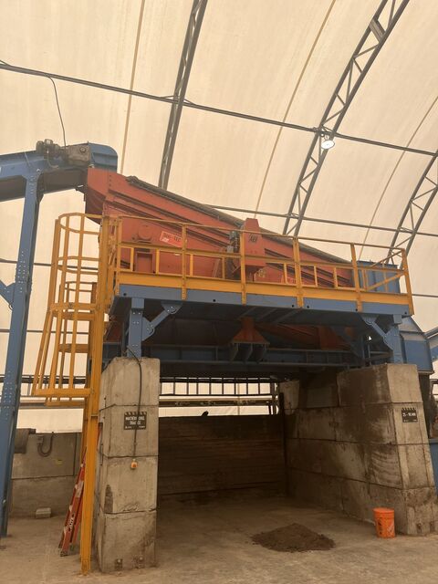 Aggregates Equipment Inc. #KRL/DD, 1300 x 4m double deck screener, 25 HP, 1800 RPM, 575 V.