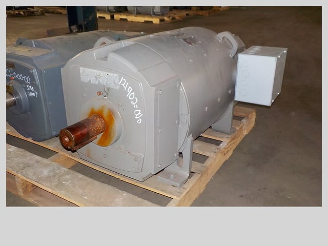 15 HP 500/1500 RPM General Electric, Frame CD409AT, TENV, shunt, 500 VA, 300 VF